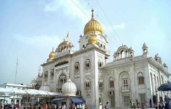 http://www.hindisarkariresult.com/top-10-historic-gurudwara-delhi/